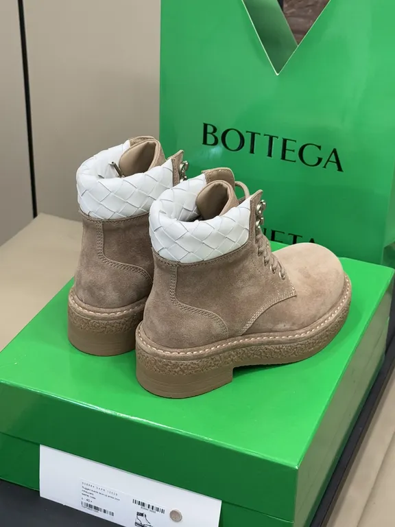 Bottega Veneta Shoe 